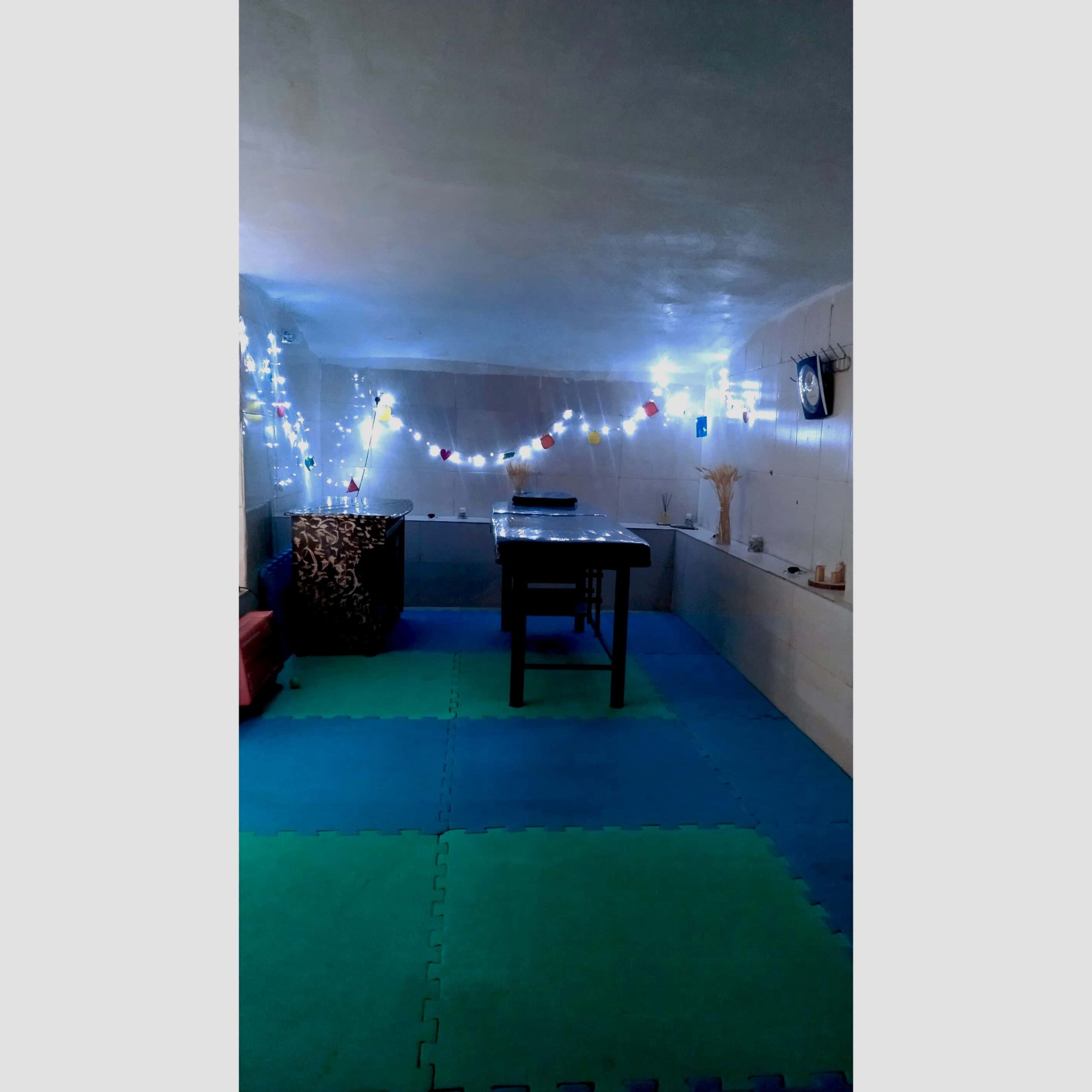 باشگاه بدنسازی آکو