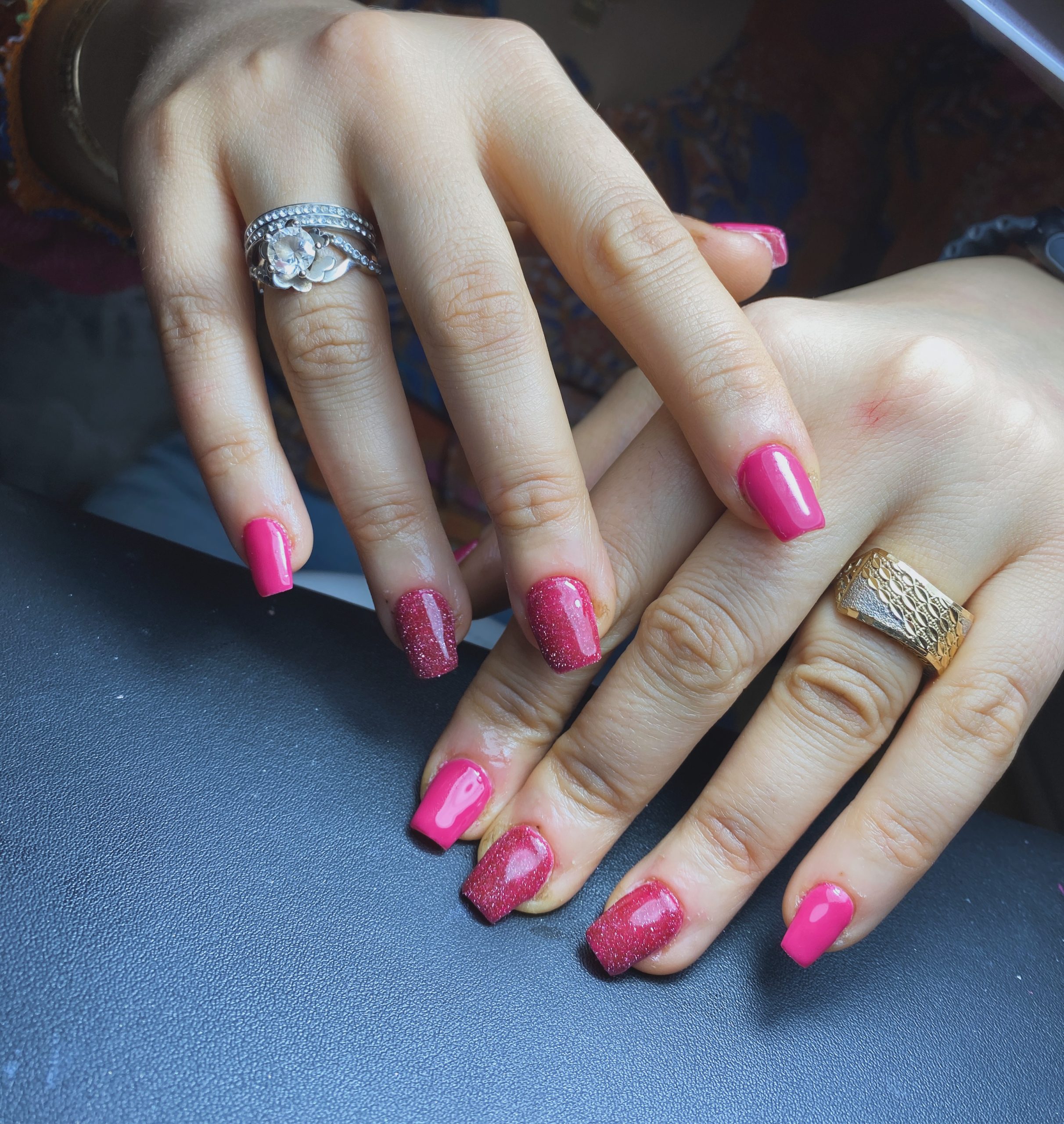 مدل کاشت ناخن قیمت ویژه