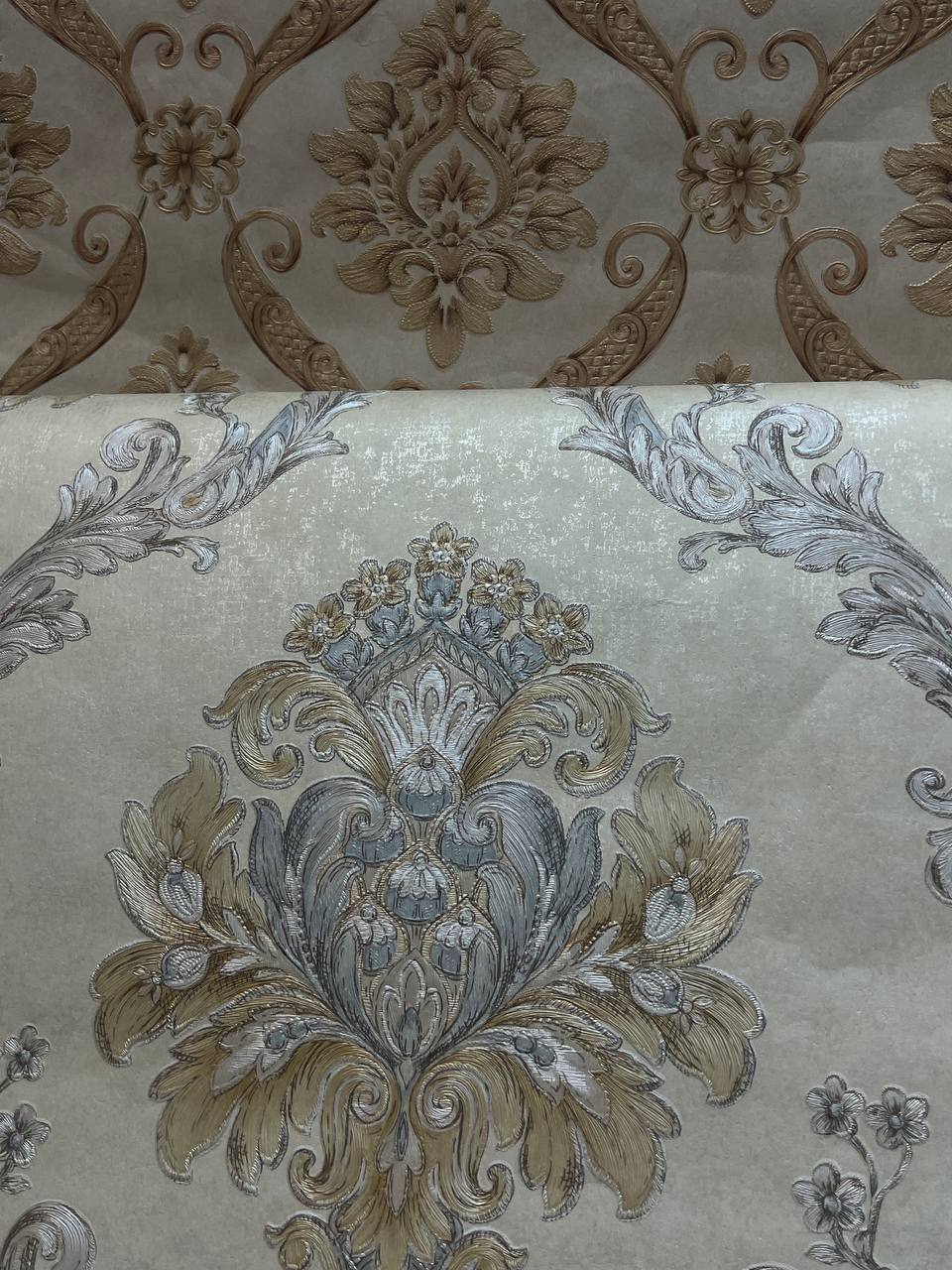 کاغذ دیواری ارزان در اصفهان به قیمت پخش با 190 طرح