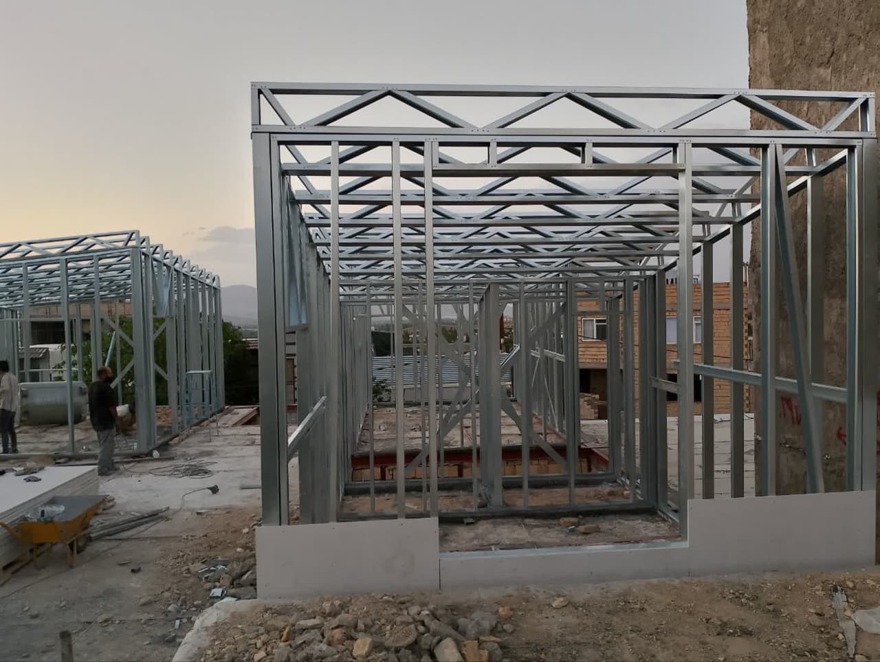 طراحی و اجرای سازه های فولادی سبک ال اس اف (LSF)