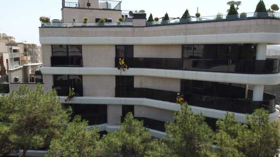 کار در ارتفاع بدون داربست